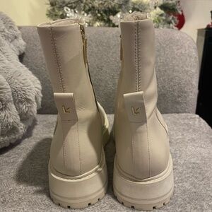 Larroudé Hailey Boots Square Toe Ivory, Block Heal - Worn Twice